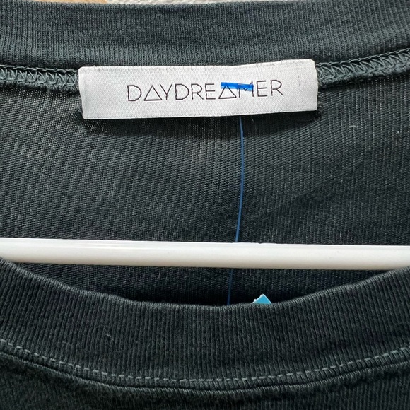 Daydreamer Def Leppard Long Sleeve - Picture 2 of 5